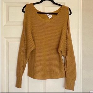 Women’s FAVLUX Mustard Gold Cold Shoulder Long Sleeve Sweater Size Medium